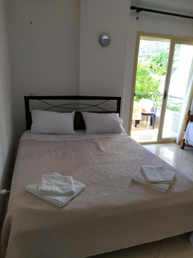 Valbona Apartments Vlorë Esterno foto