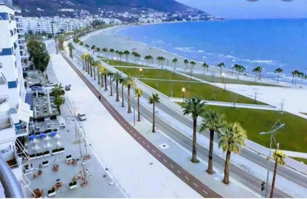 Valbona Apartments Vlorë Esterno foto